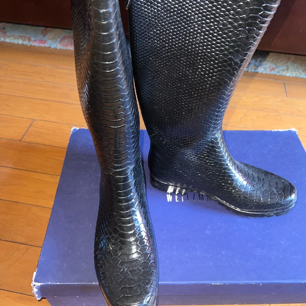 Tall rain boots